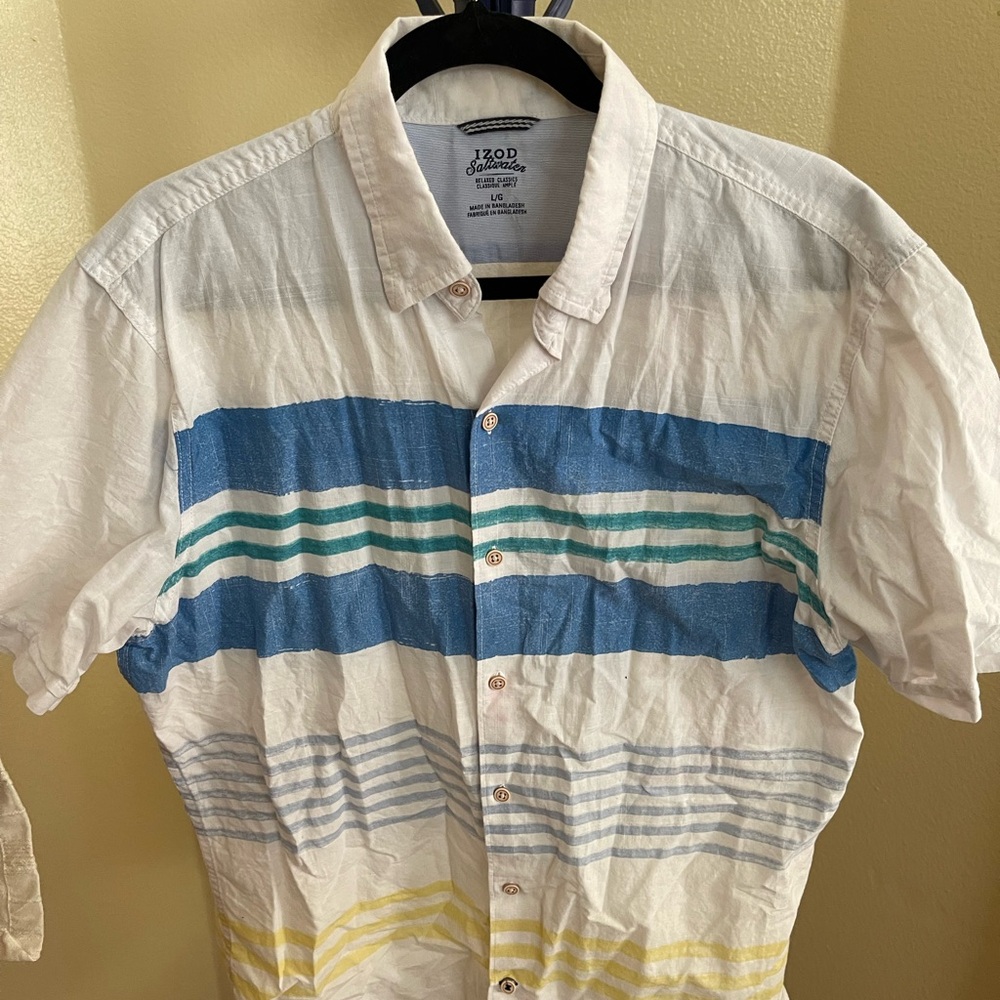 IZOD - salt water collection - casual button up shirt